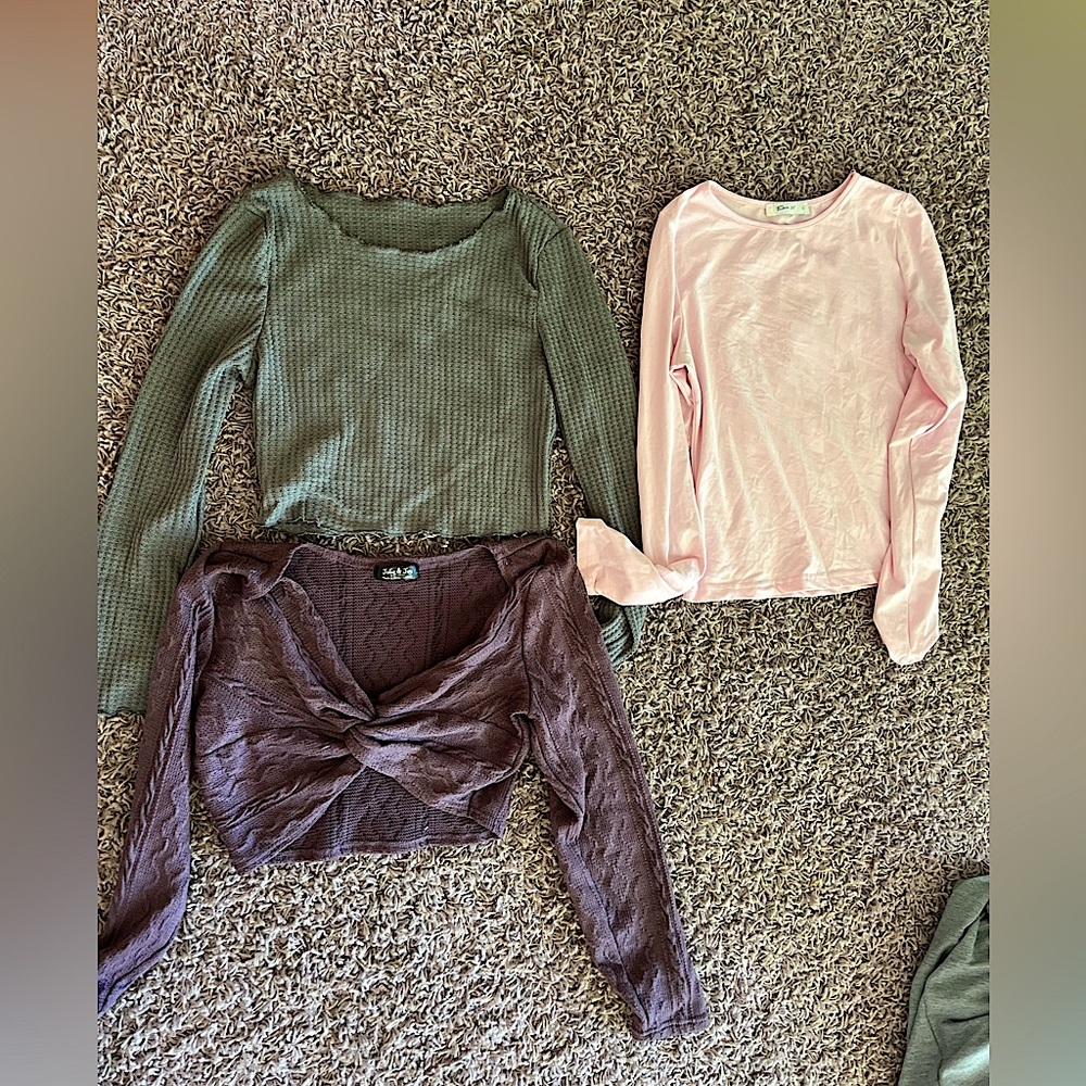 3 shirts, larges.